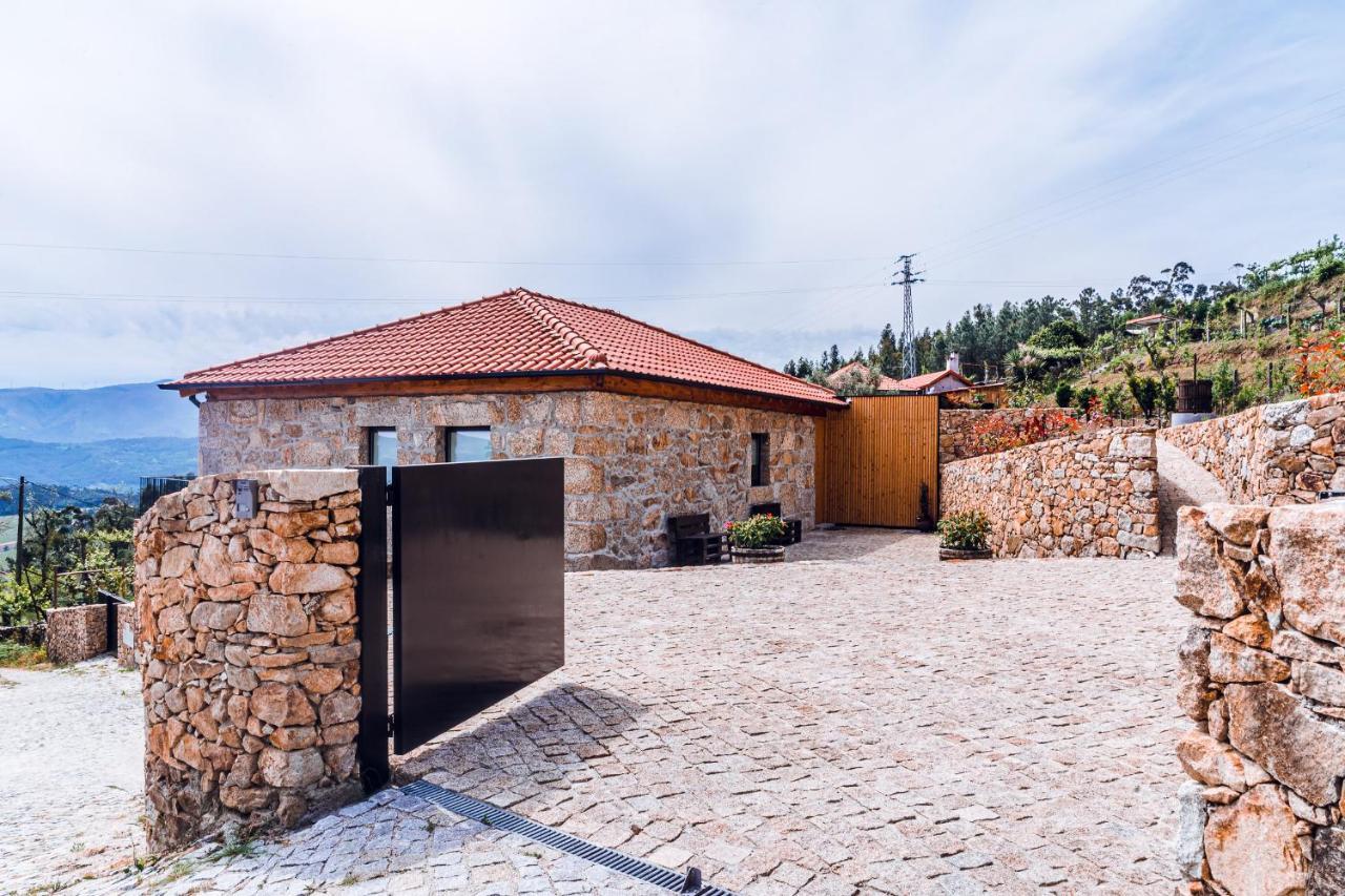 A Casa Dos Avos Guest House Celorico De Basto Exterior photo