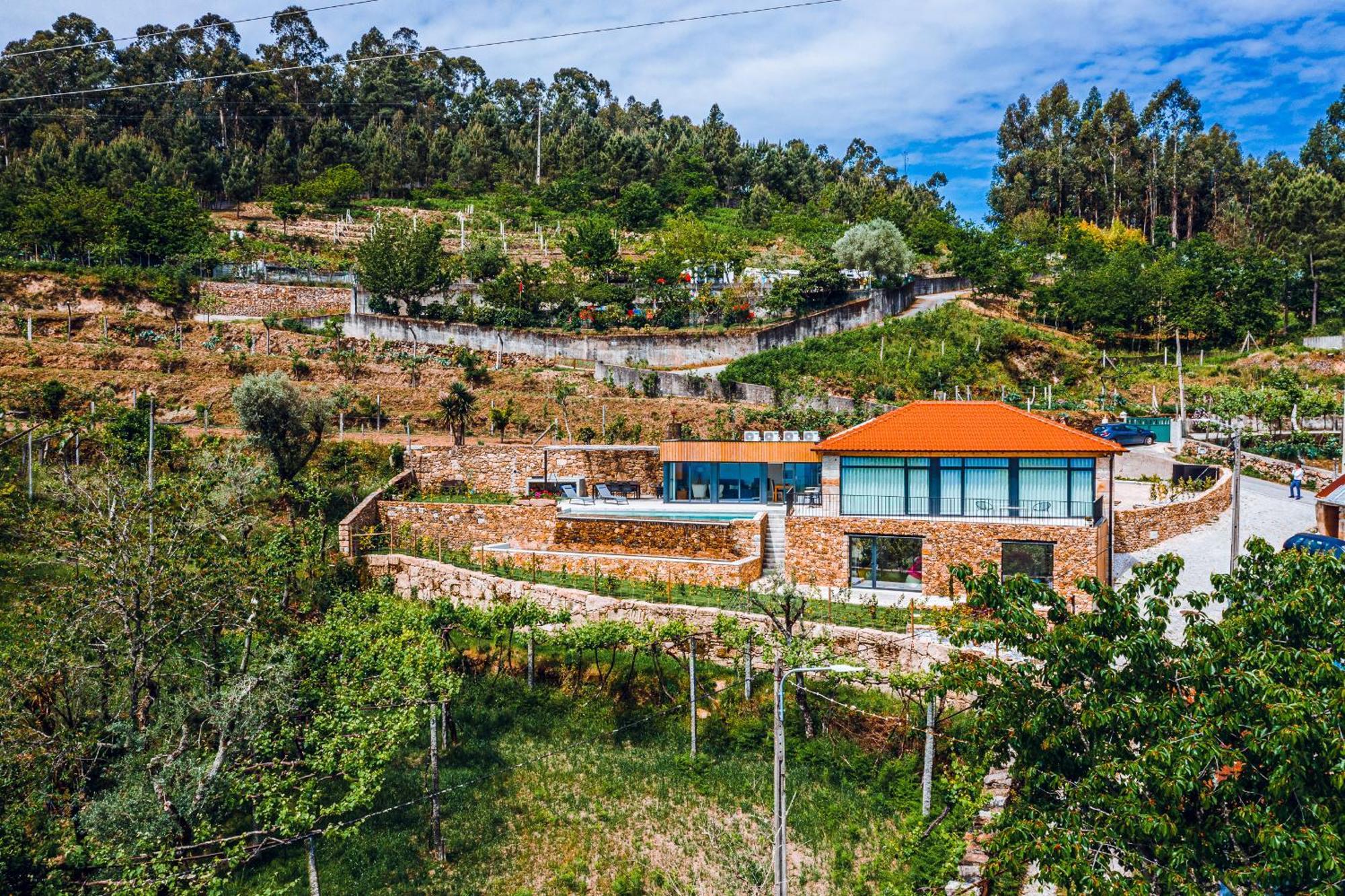 A Casa Dos Avos Guest House Celorico De Basto Exterior photo